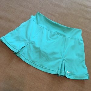 Nike Mint Green Skort Golf Tennis size Small